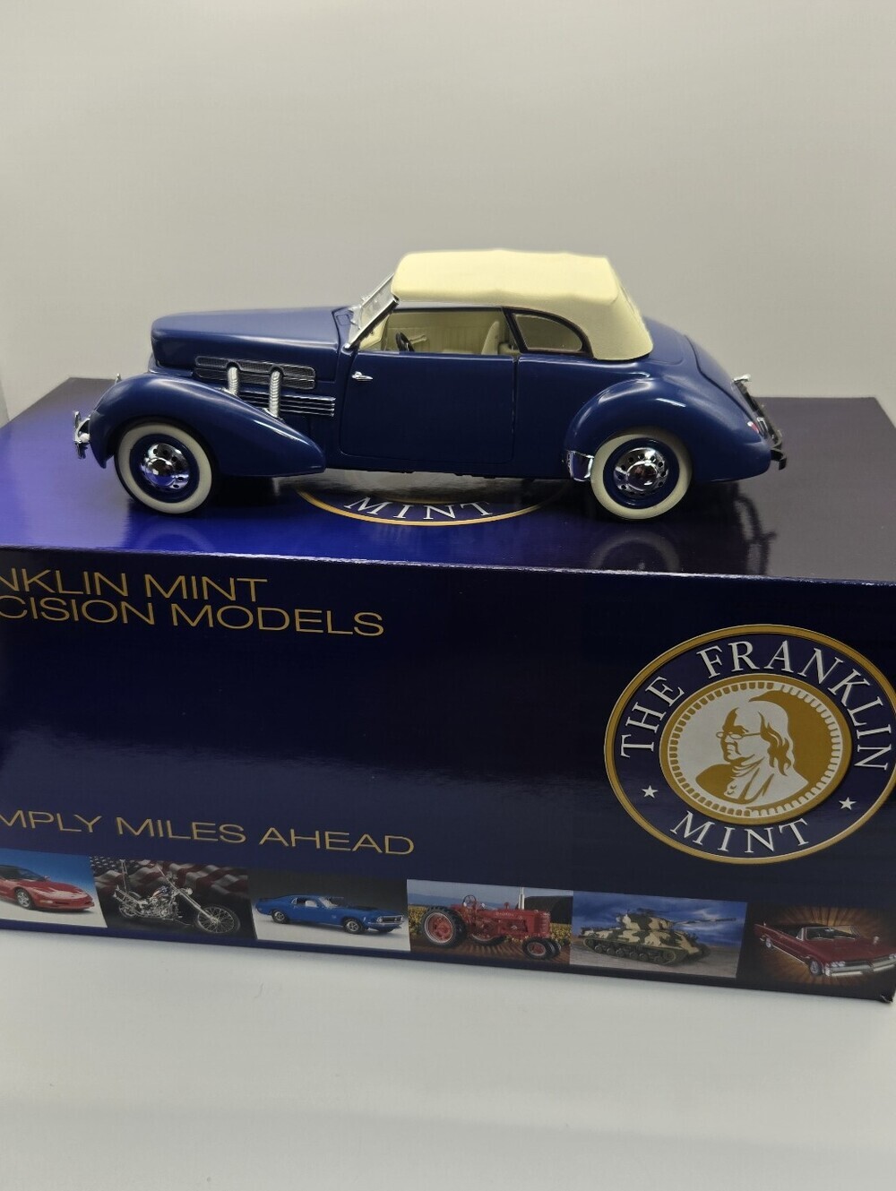 Franklin Mint 1:24 scale 1937 Cord 812 Phaeton Coupe